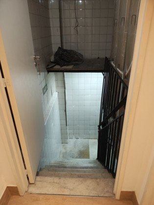 Local comercial en Recoleta de 130 m2 en excelente estado con sótano