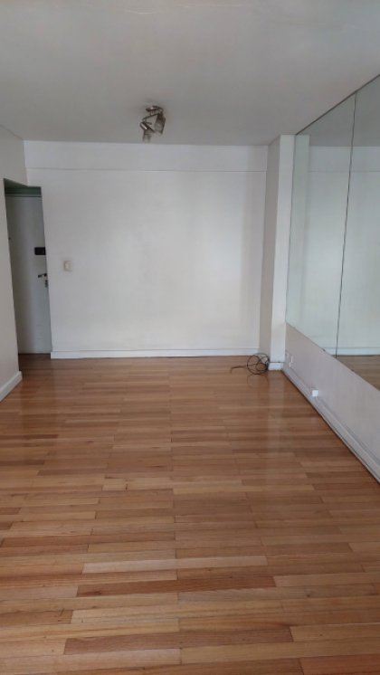 2 AMBIENTES DE (45M2) ALQUILER CON EXPENSAS Y ABL INCLUIDAS, LUMINOSO, CON BALCON AL FRENTE